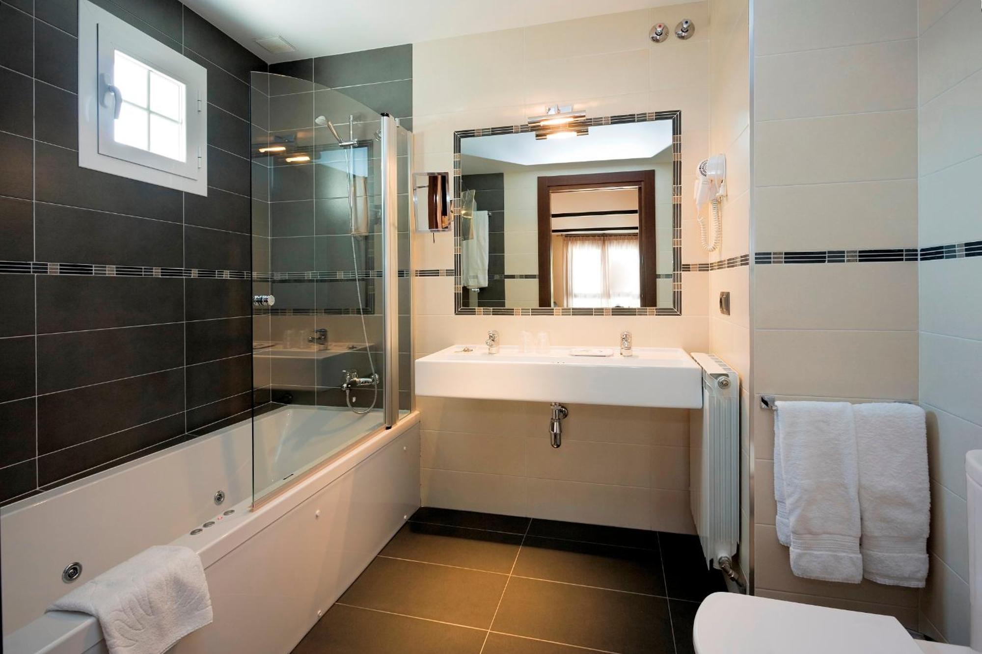 Hostal Rural Villa Vieja Olite Ruang foto