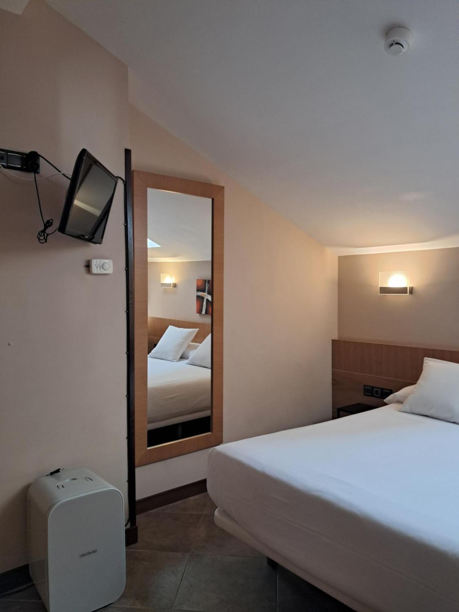Hostal Rural Villa Vieja Olite Bagian luar foto