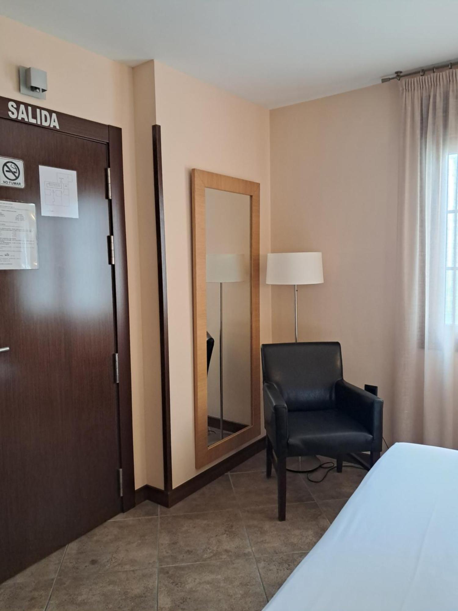 Hostal Rural Villa Vieja Olite Bagian luar foto