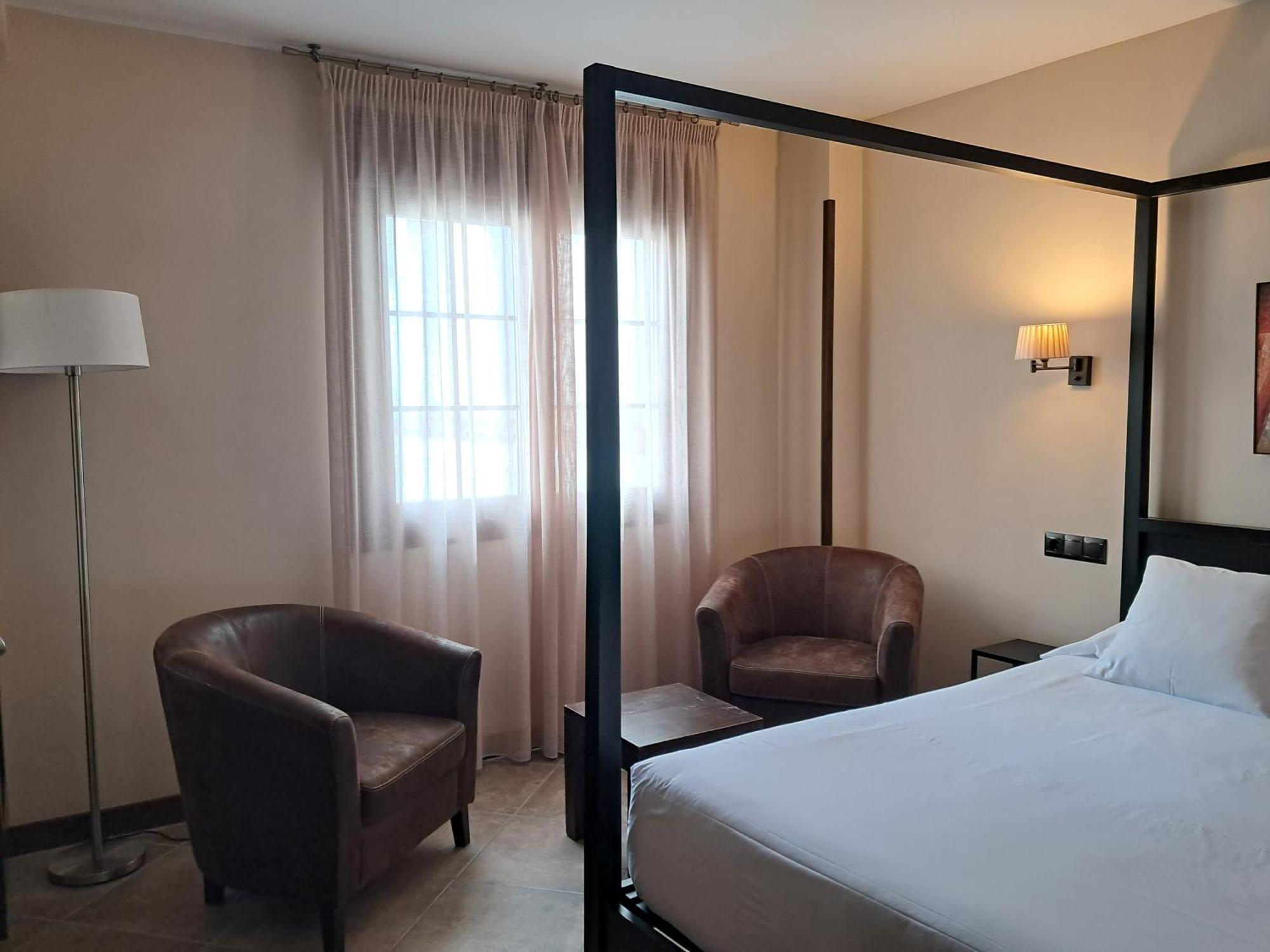 Hostal Rural Villa Vieja Olite Bagian luar foto