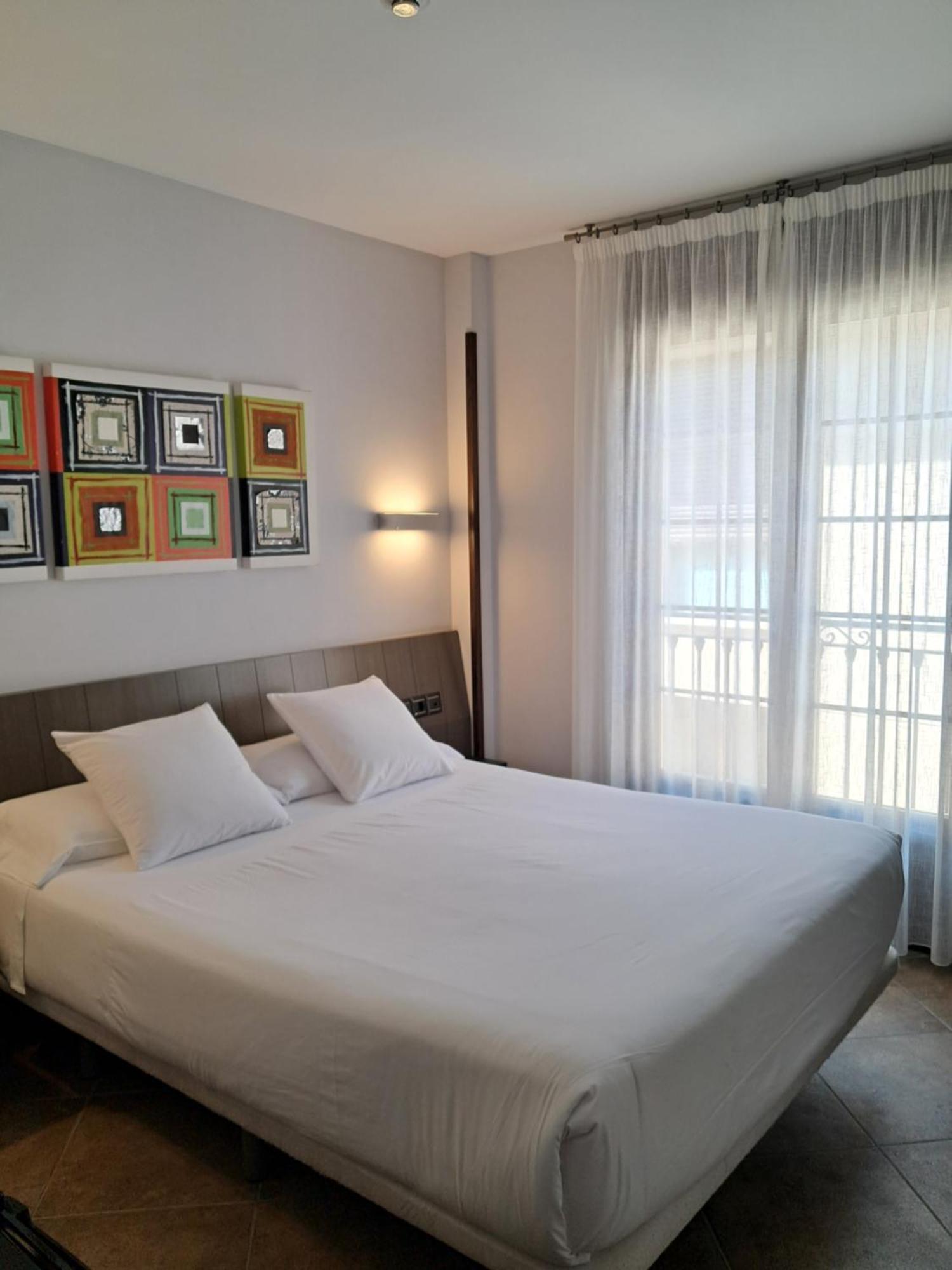 Hostal Rural Villa Vieja Olite Bagian luar foto